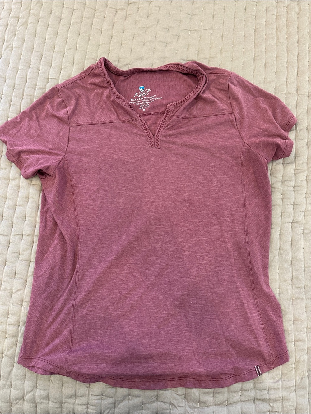Kuhl Women’s Short Sleeve V-Neck Tee in Dusty Rose